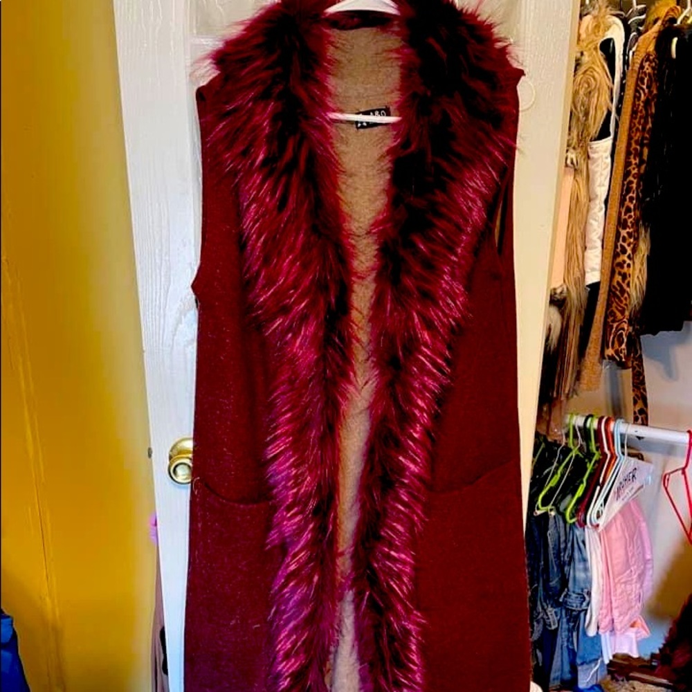 Long Boutique Brand fur sleeveless cardigan rich burgundy color size Large